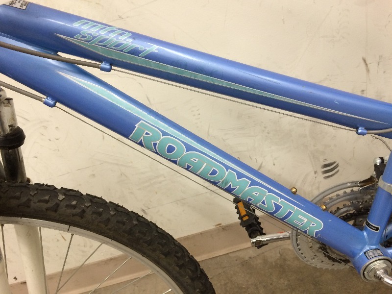 lot 66 image: Bicycle - Roadmaster MTN. Sport