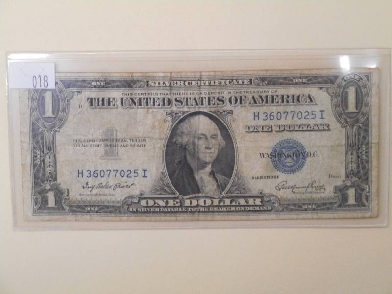 1935 E - One Dollar, $1.00 Silver C...