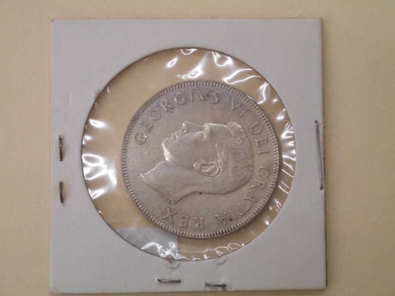 1952 - Canada - Silver Half Dollar ...