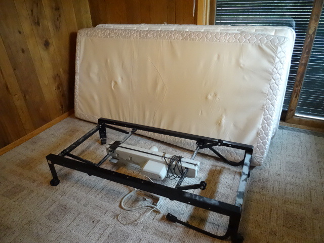 Twin Bed