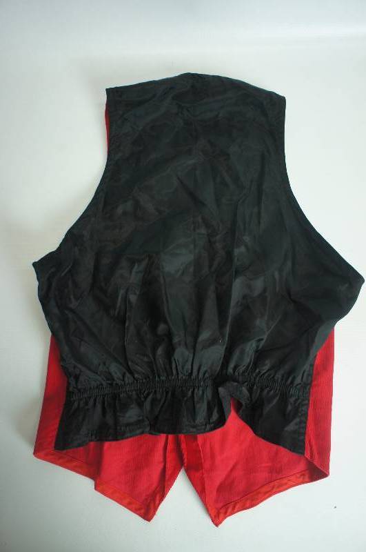 lot 63 image: Vintage Hamms beer bartender vest