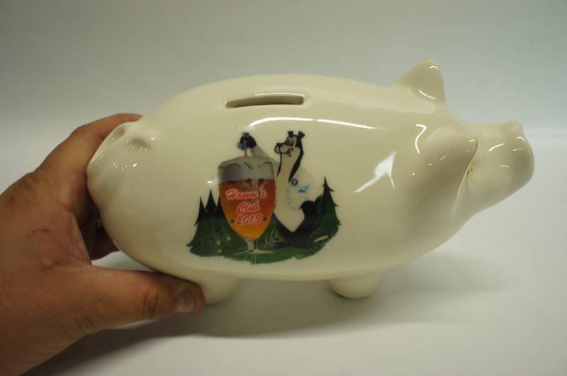 lot 80 image: Hamms Beer Club 2013 Commemorative with Bear N.I.P.