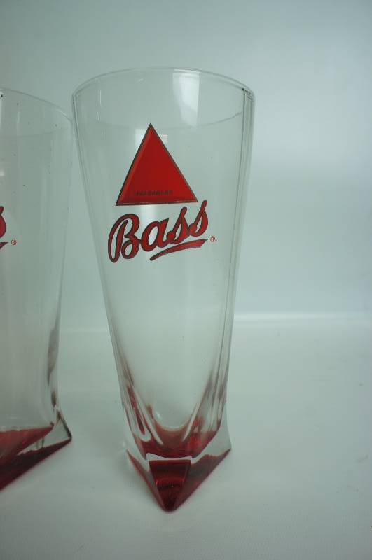 lot 92 image: Set of four Bass Ale red bottom tumblers