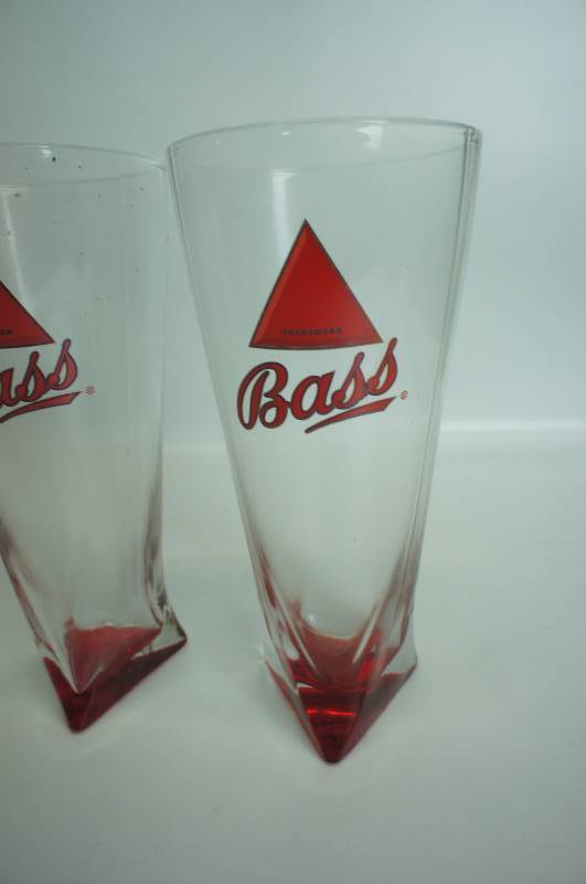 lot 93 image: Set of four Bass Ale red bottom tumblers