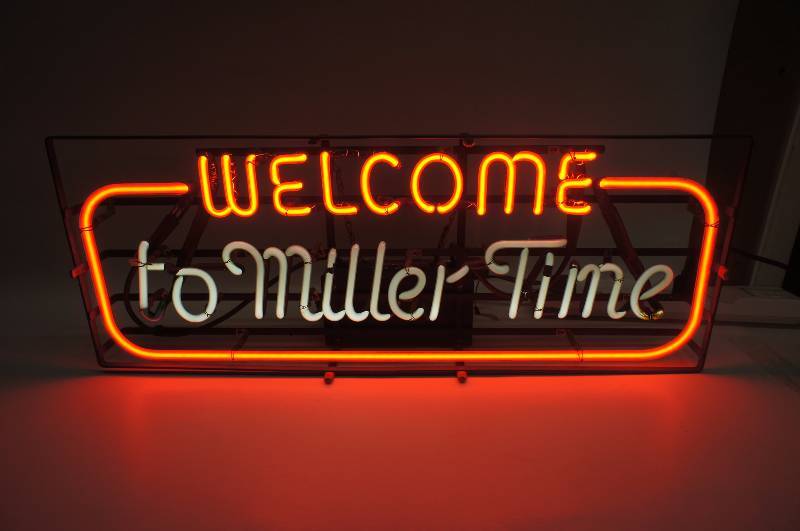 lot 107 image: Rare Welcome to Miller Time 1960s vintage neon sign in excellent condition