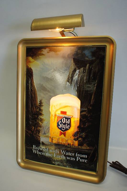 lot 125 image: NOS Old Style 3D lighted sign, 16x24