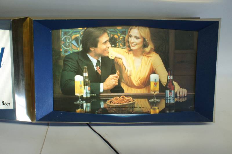 lot 142 image: Very Nice Natural Light Sign 35 x 10