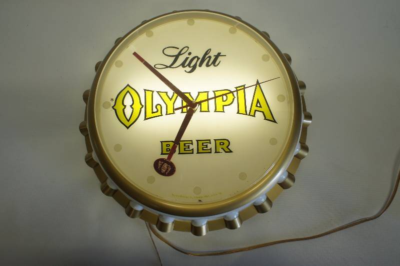 lot 145 image: Nice Working Olympia Beer Clock 16 Diameter