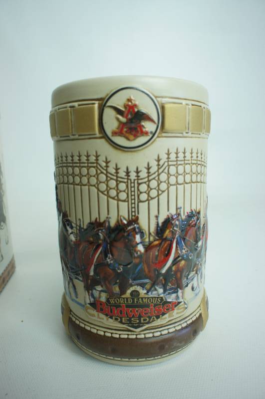 lot 163 image: Budweiser Clydesdale Hitch Stein