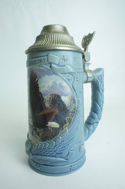 lot 169 image: National Parks Foundation Mt. Rushmore Stein