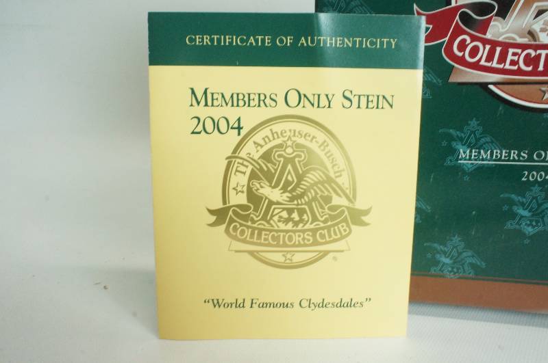 lot 186 image: Anheuser-Busch 2004 Membership World Famous Clydesdale Stein