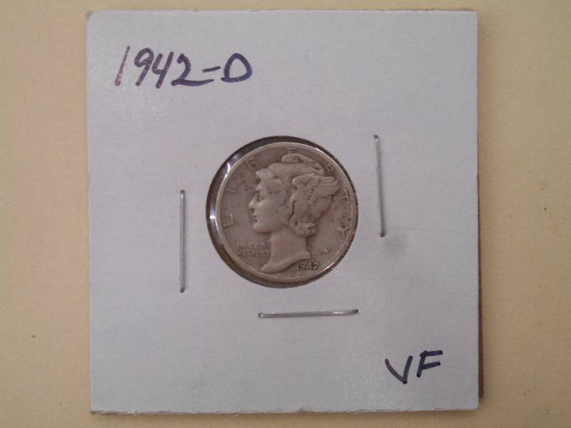 1942 D - Mercury Head Silver Dime -...