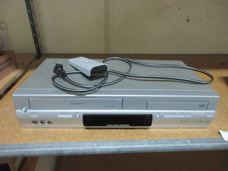 VCRDVD player