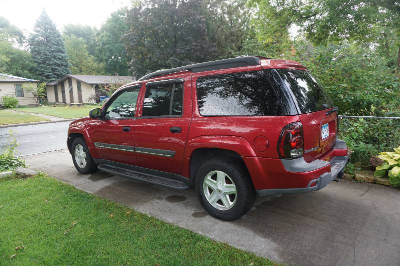 lot 1 image: 2002 Chevrolet Trail Blazer LT SUV