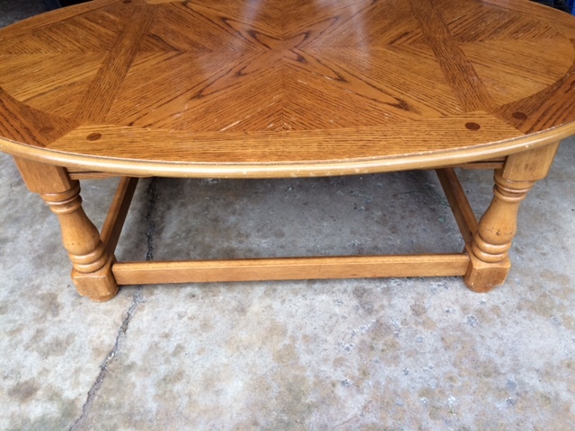 lot 10 image: Wood Coffee Table