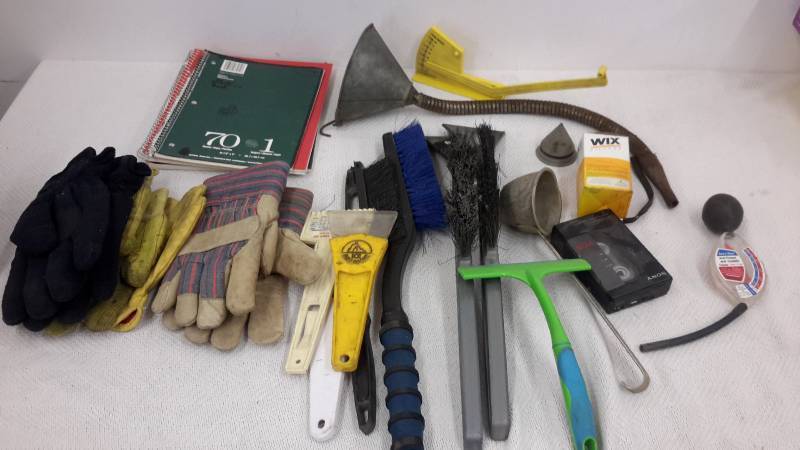 Brushes, scrapers, gloves