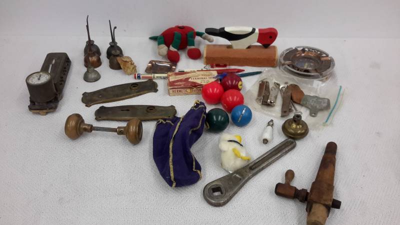 Oilers, knobs, bottle and can openers