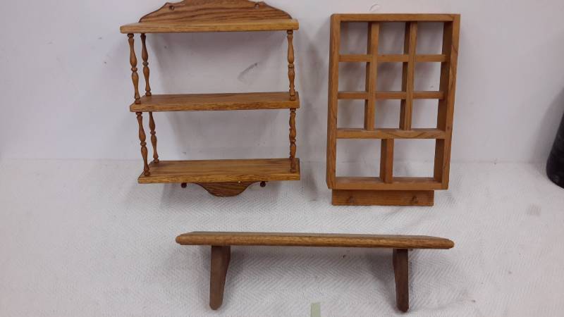 Knick knack shelves