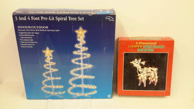 Tree and reindeer