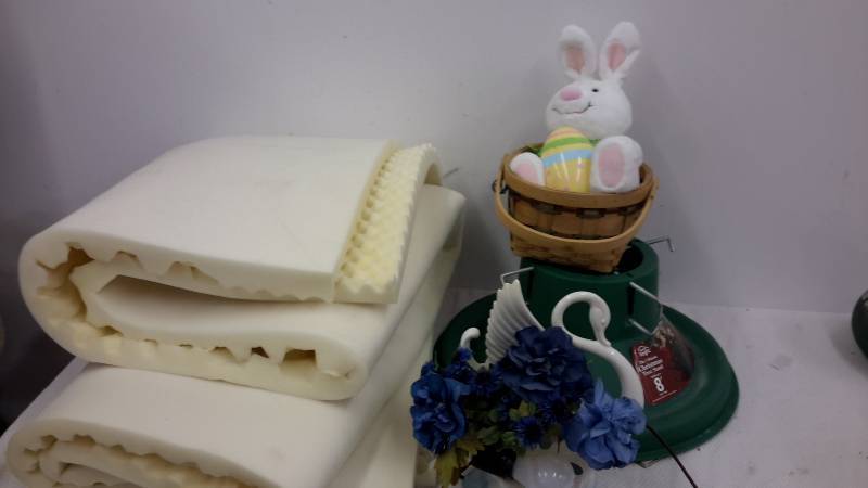 Foam, tree stand, lamp, Easter