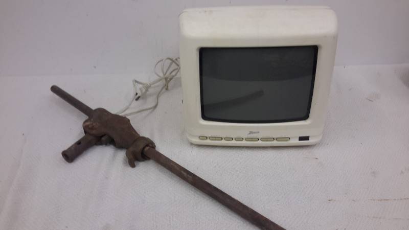Vintage jack and Zenith TV