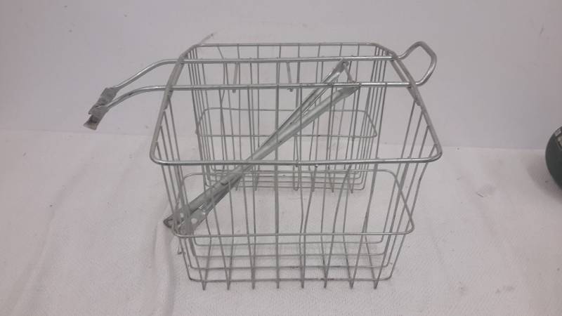 Bicycle basket