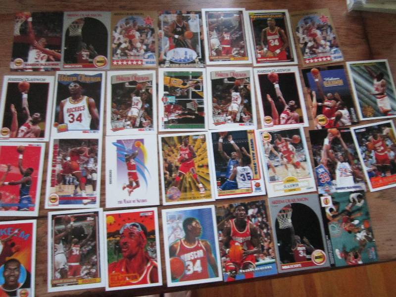 lot 41 image: 30 Hankeem Olajuwon cards...