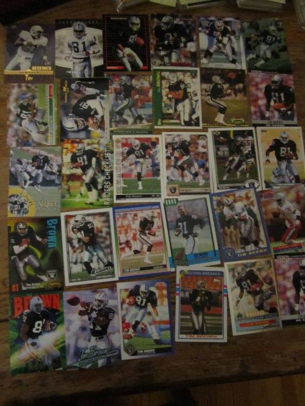 lot 47 image: 30 Tim Brown cards...