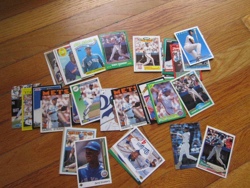 lot 76 image: 40 Darryl Strawberry...