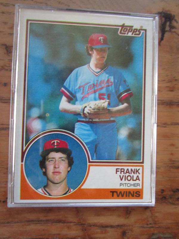 lot 21 image: 1983 Topps Frank Viola rookie card...