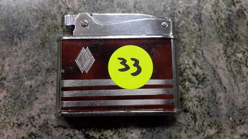Vintage Lord Chesterfield Japan lighter