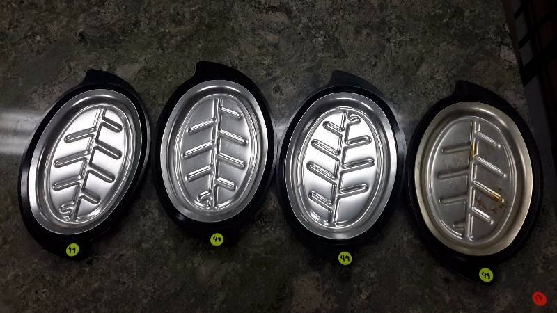 Hot pan serving trays
