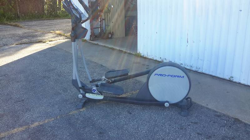 Pro-form ZE5 elliptical three in one crosstrainer