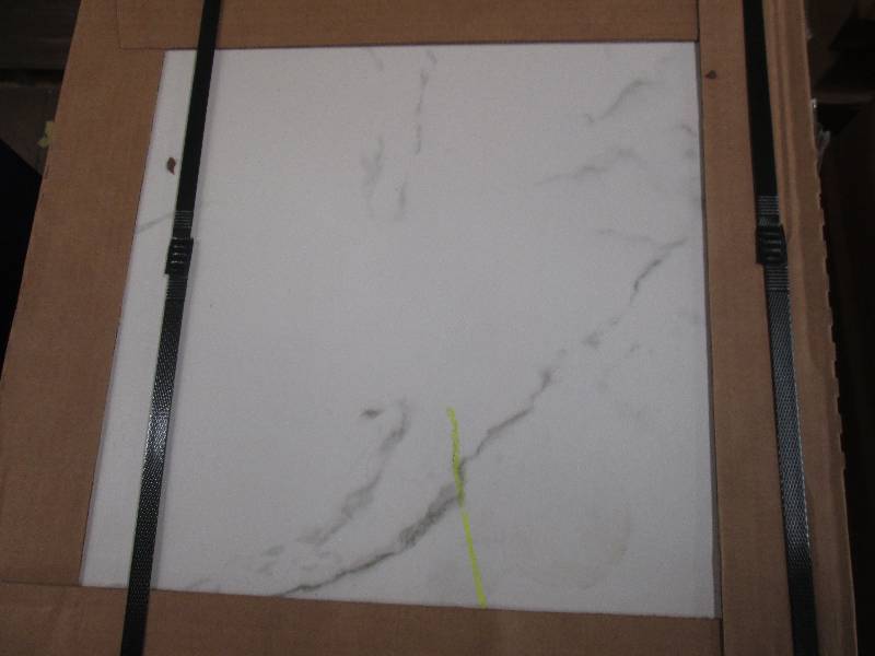 lot 107 image: 4 boxes of 18x18 tile 7 pcs per box...