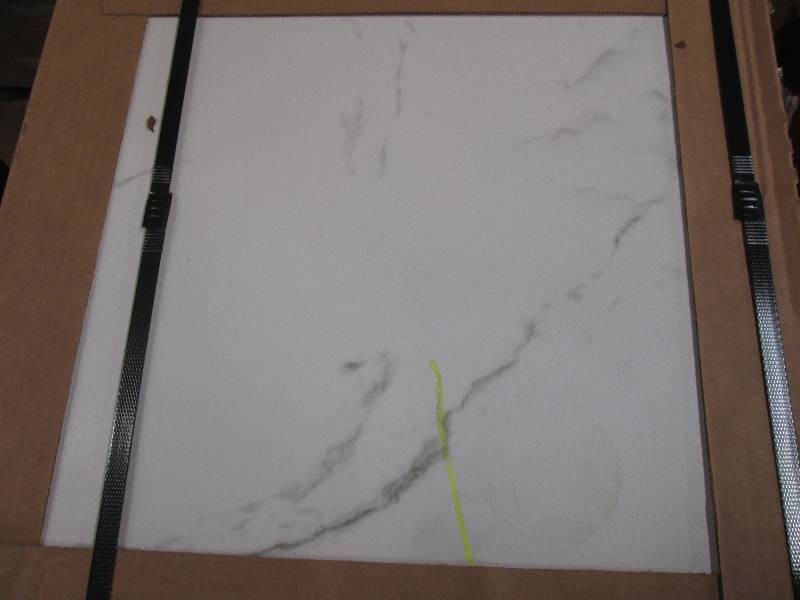 lot 111 image: 4 boxes of 18x18 tile 7 pcs per box...