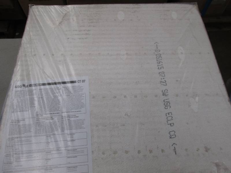 lot 164 image: 1 box of 12 ceiling  acoustial pane...