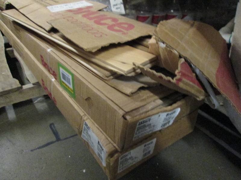 lot 195 image: 3 packages bruce hardwood flooring ...