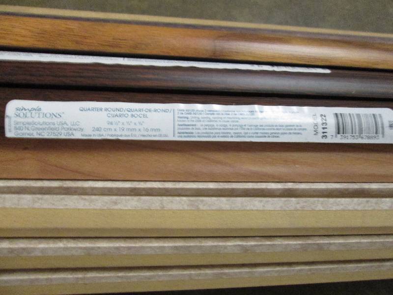 lot 200 image: 1 package of 94 12  trim moulding...