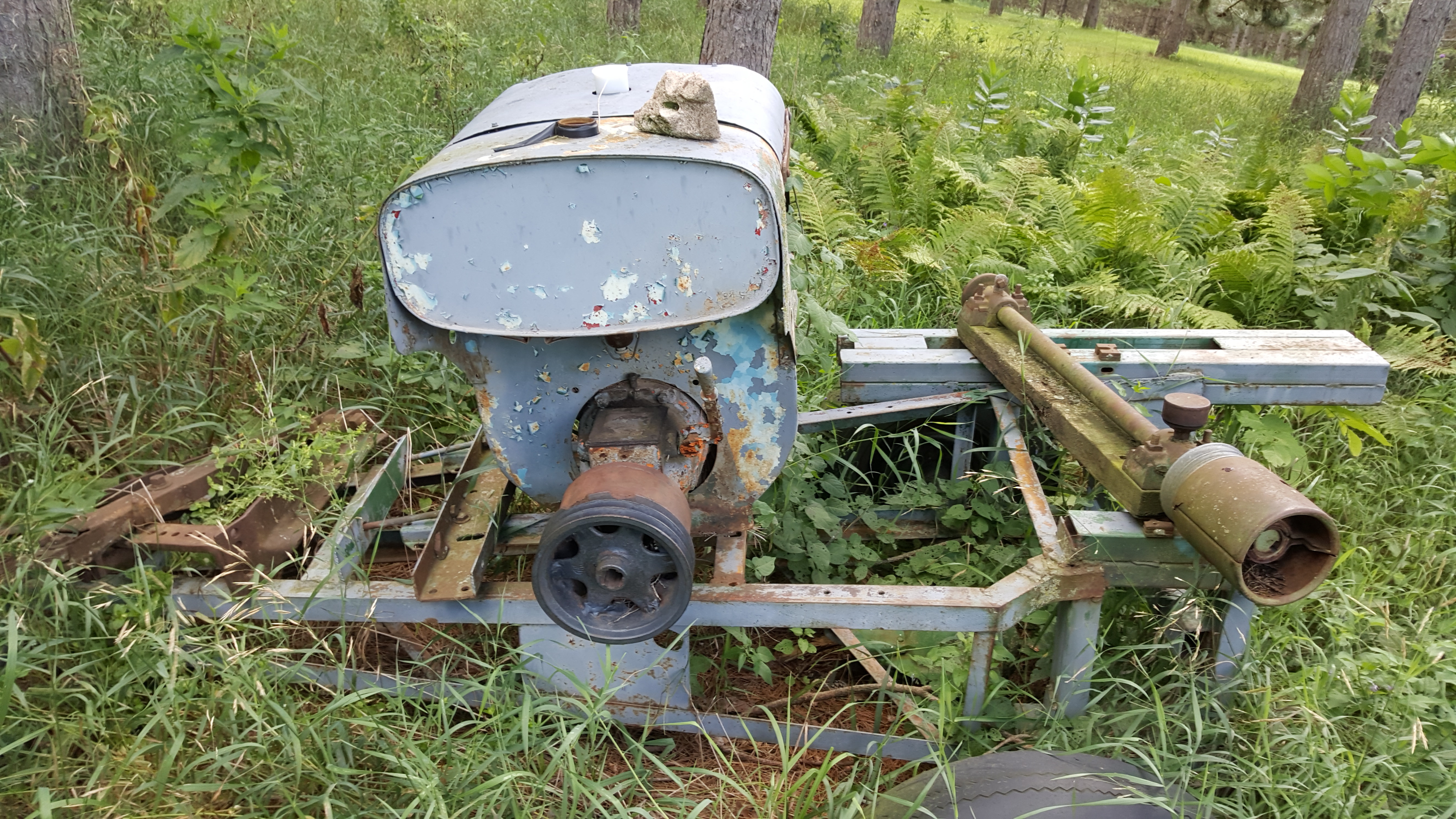 Saw Rig Wisconsin 4cylinder Engine with clutch K & C Auctions