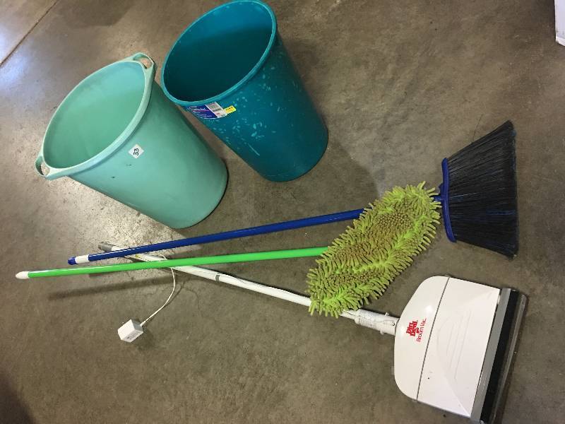 Garbages & More