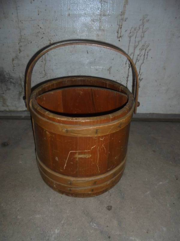Wood Bucket, 12x12