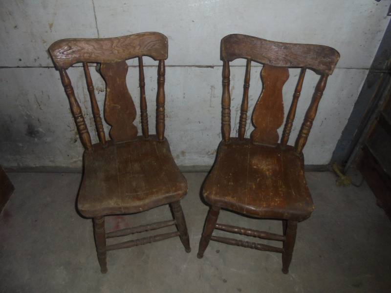 Lot - Wood Chairs, Very Sturdy, 32x17x15