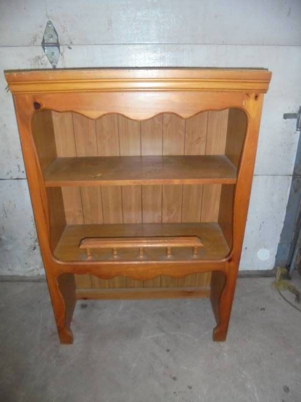 Wood Hutch, 45x30x13
