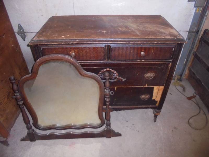 Vinage Dresser with Mirrior, 34x38x19
