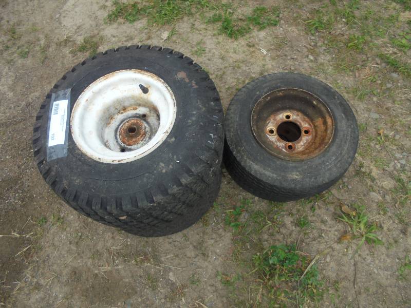 Lot - Misc Lawnmower Tires & Rims (Tires not in good condition, rims are good)