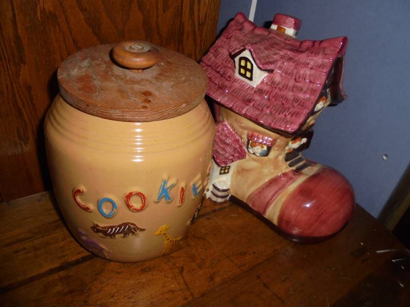 Lot - Cookie Jars (Shoe, etc)