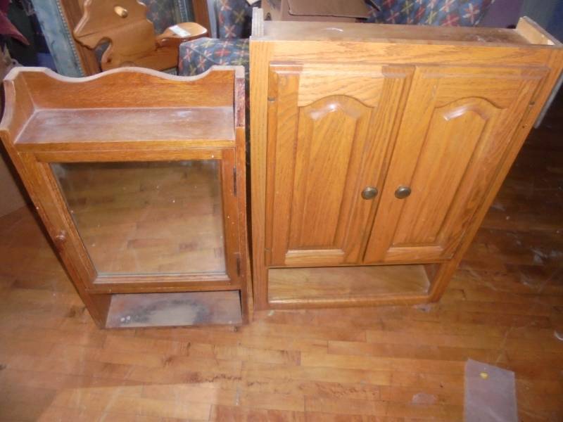 Lot - Wood CabinetShelf 30x21x6, 27x16x5