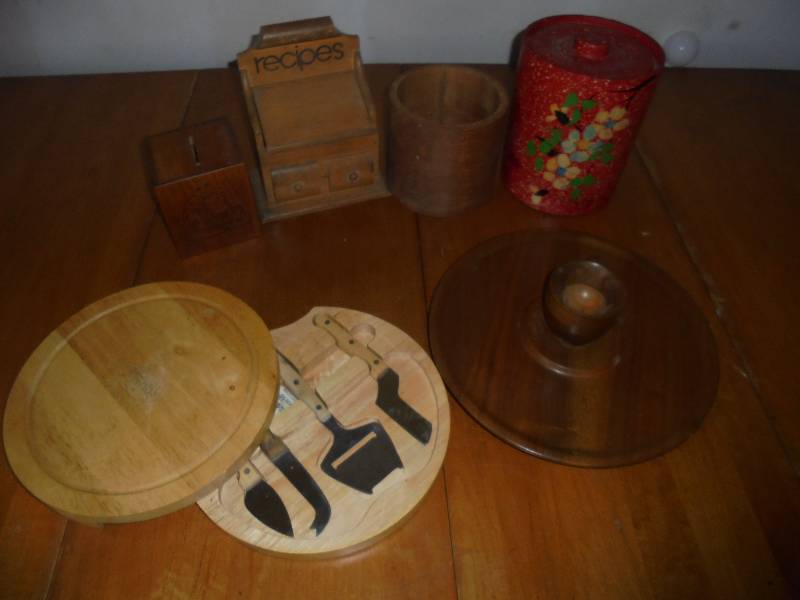 Lot - Misc Kitchen, Recipe Boxes, Cookie Jar