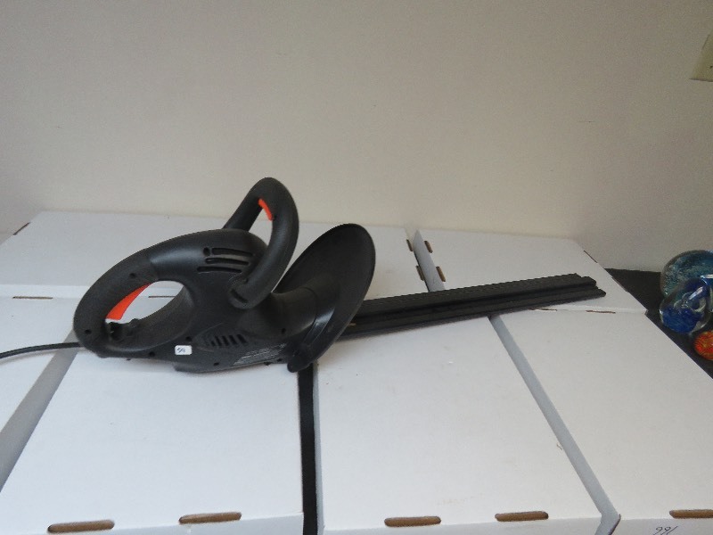 Electric Hedge Trimmer