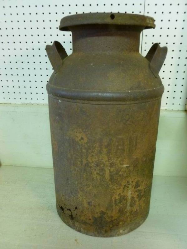 lot 13 image: Vintage Milk Can